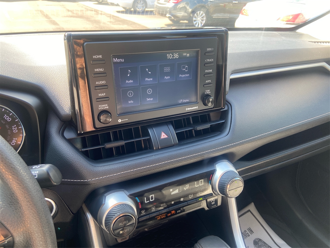 Toyota RAV4 XLE 2021