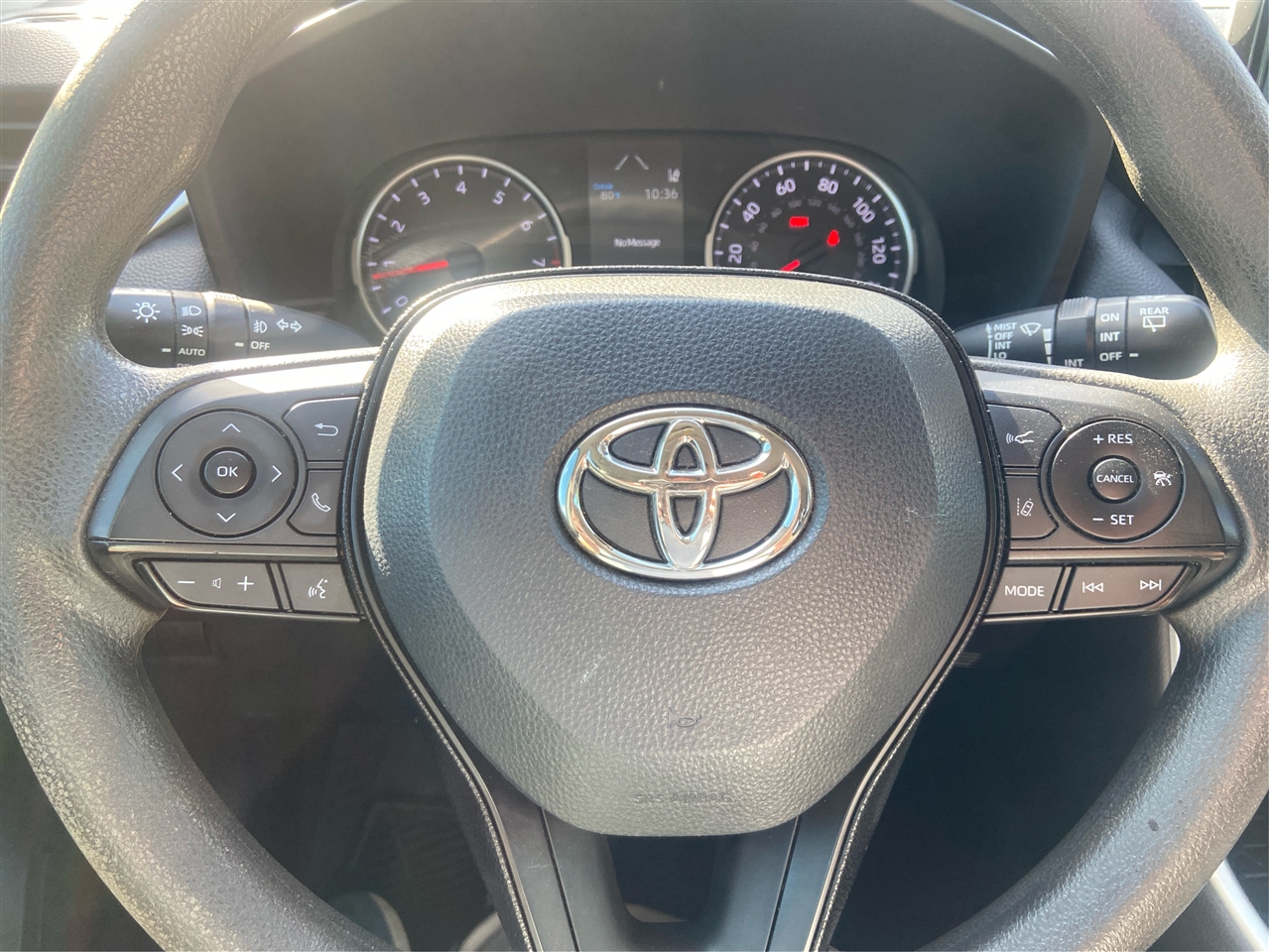 Toyota RAV4 XLE 2021