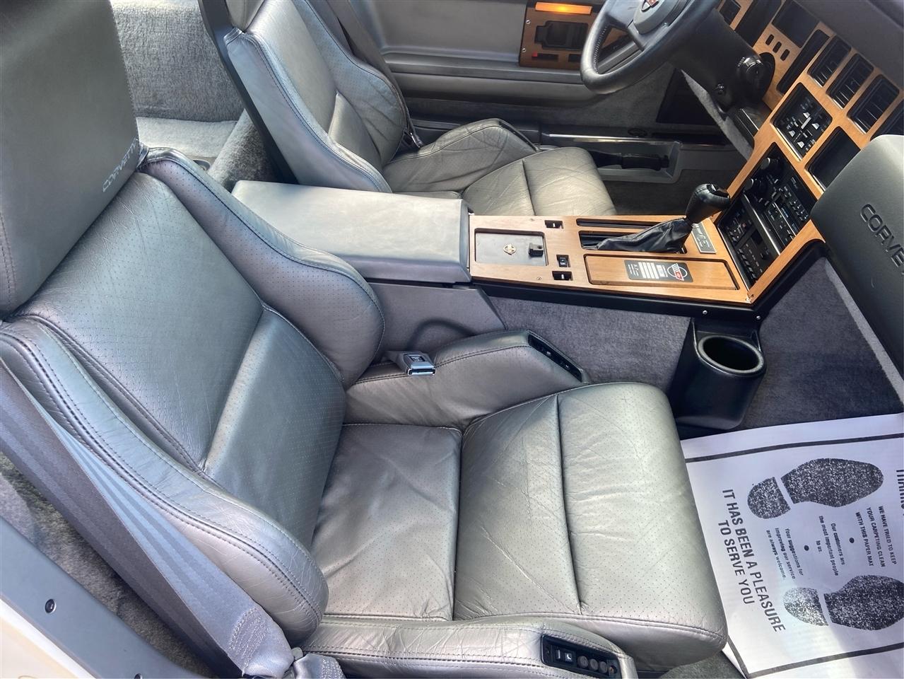 Chevrolet Corvette Hatchback 1987