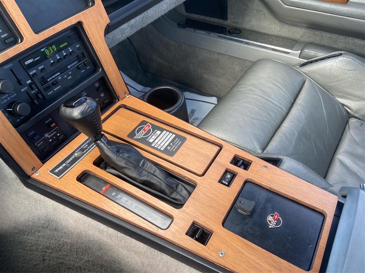 Chevrolet Corvette Hatchback 1987