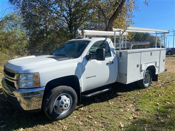 2011 Chevrolet Silverado 3500HD Work Truck Long Box 4WD