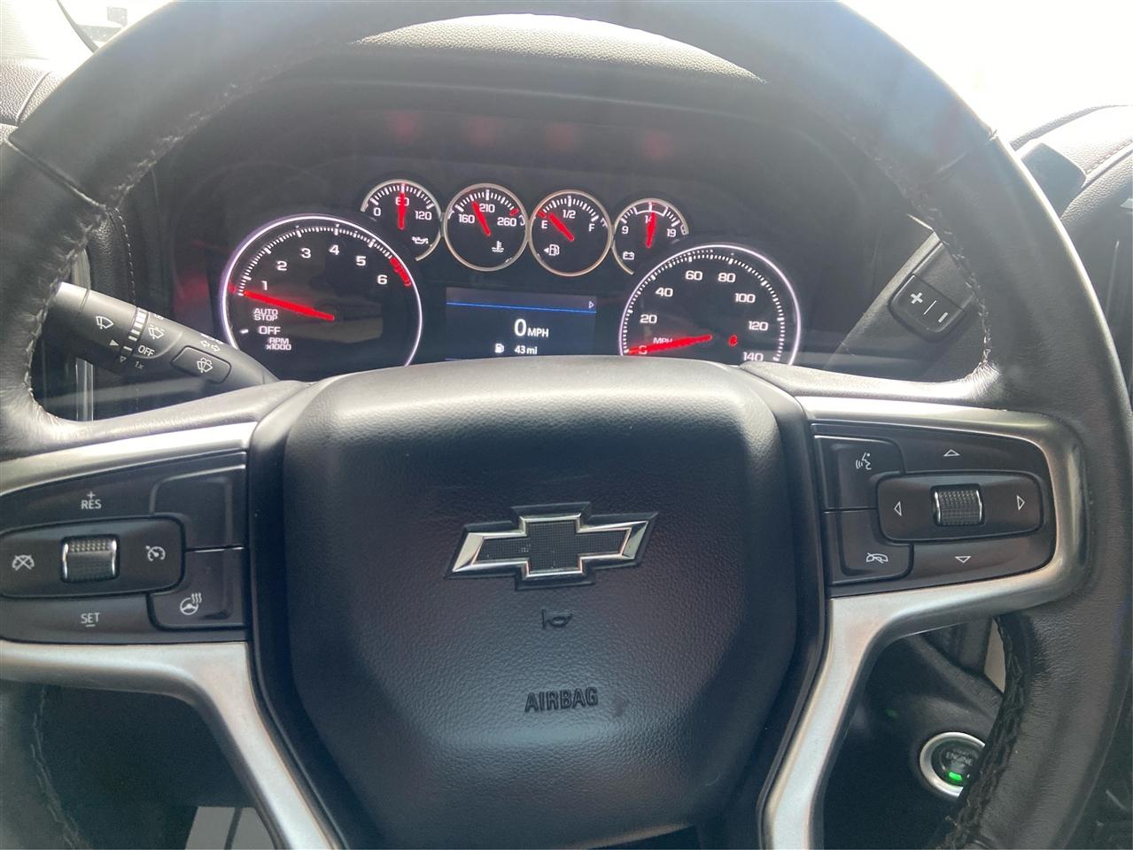 Chevrolet Silverado 1500 RST Crew Cab 4WD 2020