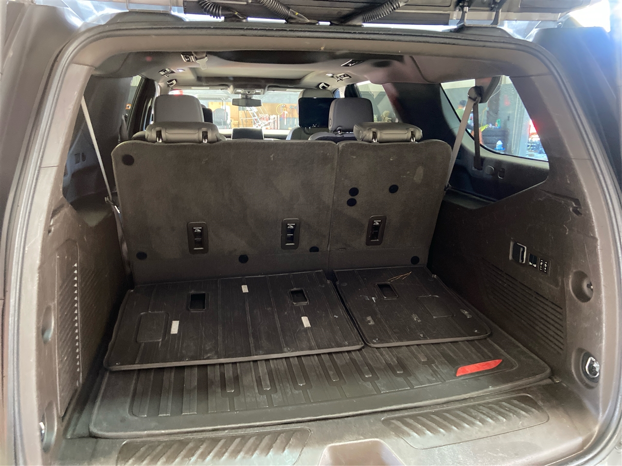 GMC Yukon XL SLT 2WD 2021 GMC Yukon XL SLT 2WD 2021