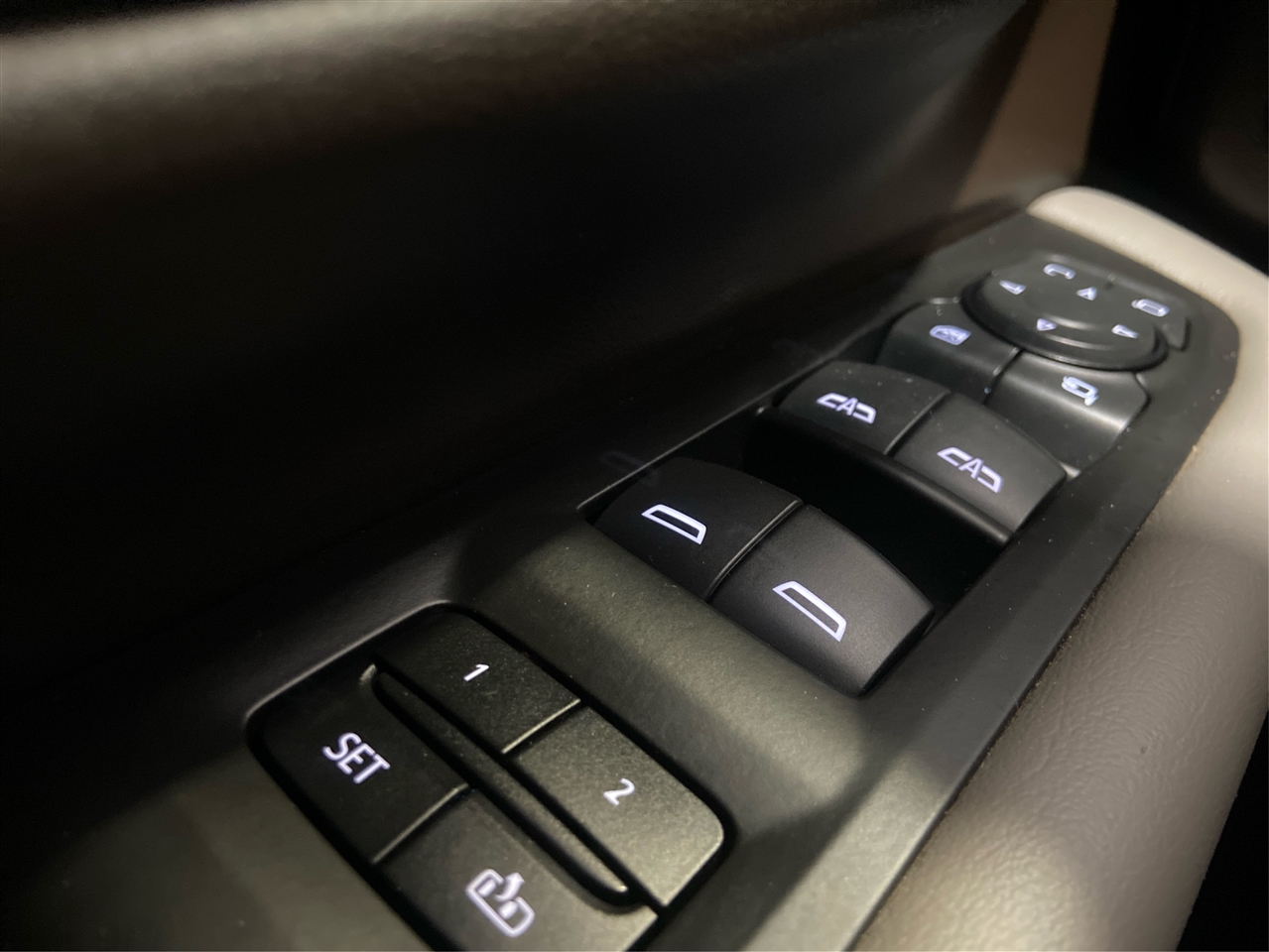 GMC Yukon XL SLT 2WD 2021 GMC Yukon XL SLT 2WD 2021