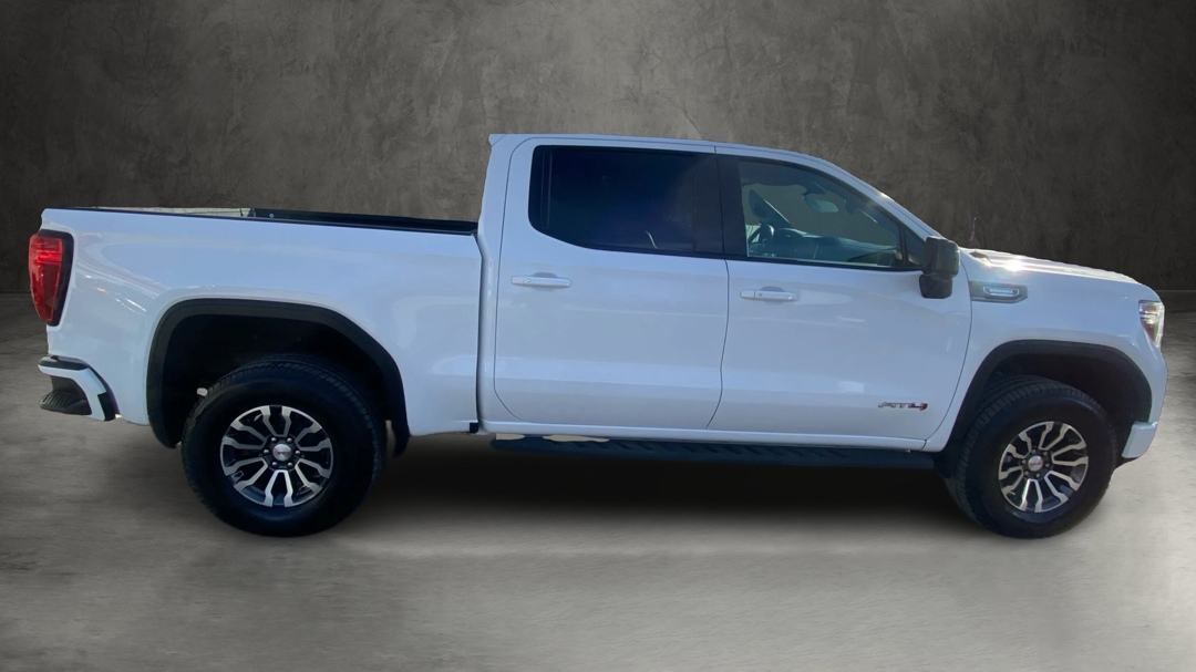 GMC Sierra 1500 AT4 Crew Cab 4WD SWB 2021