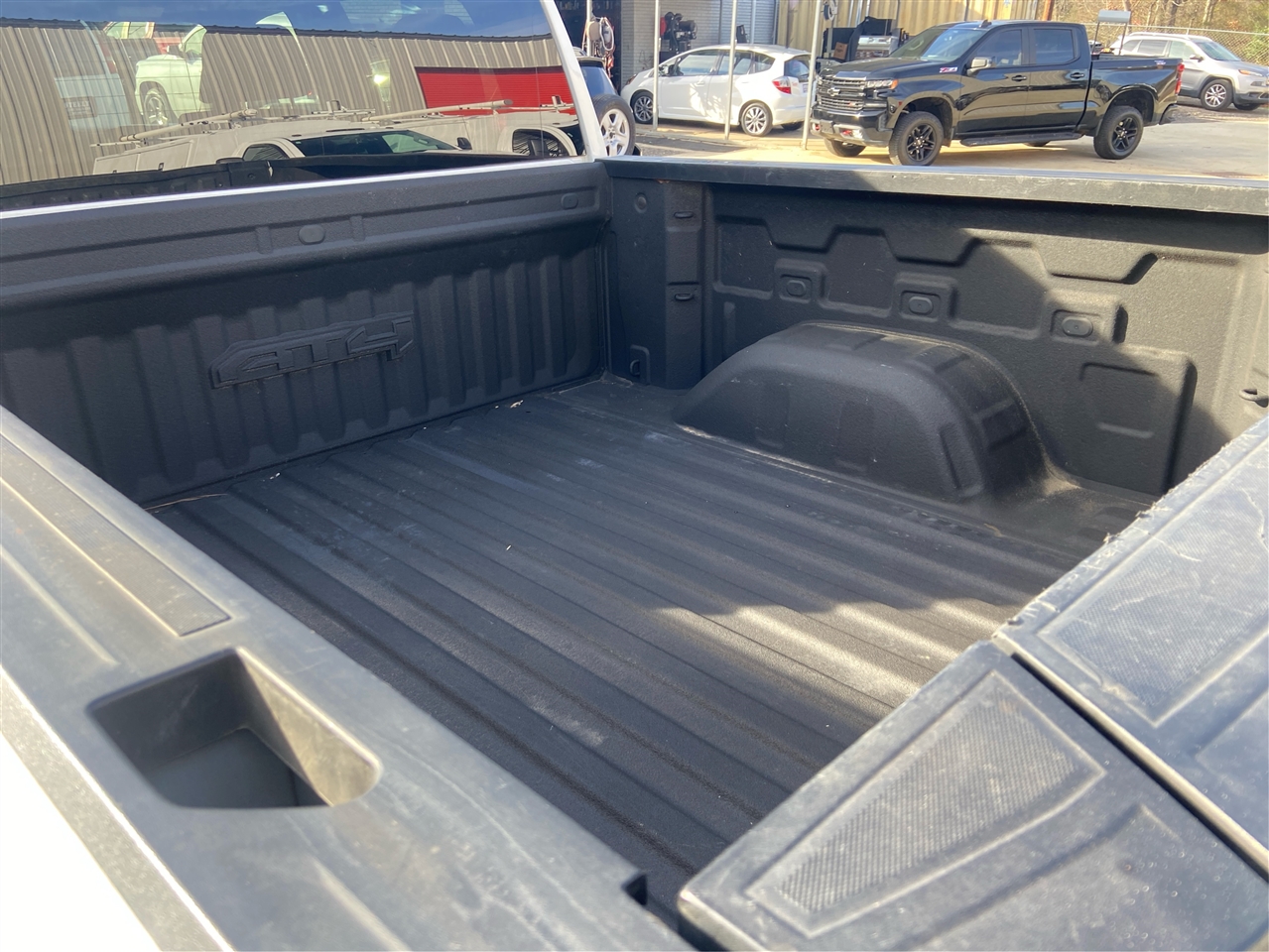 GMC Sierra 1500 AT4 Crew Cab 4WD SWB 2021