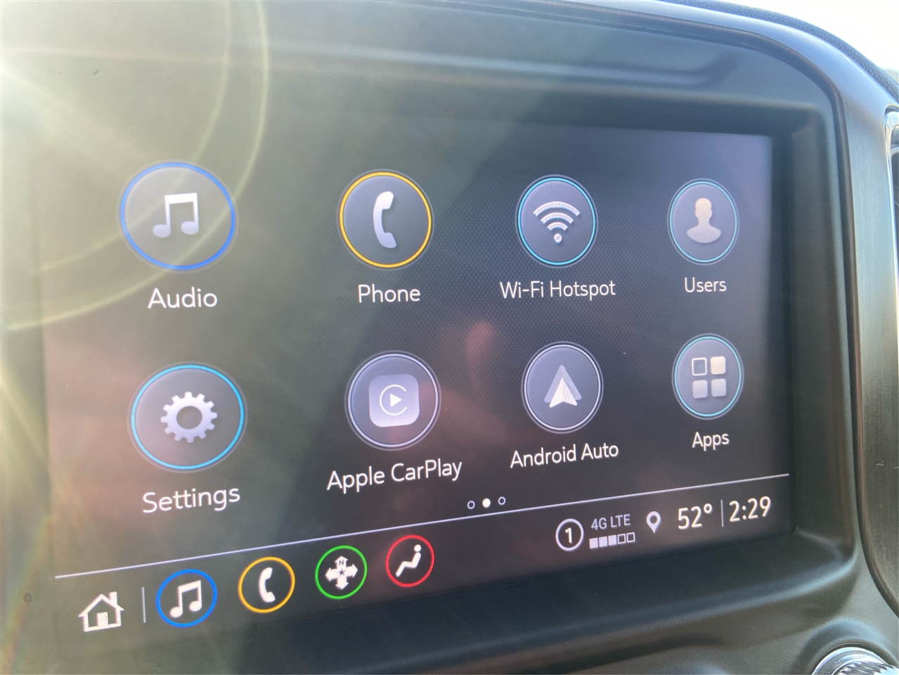 GMC Sierra 1500 AT4 Crew Cab 4WD SWB 2021