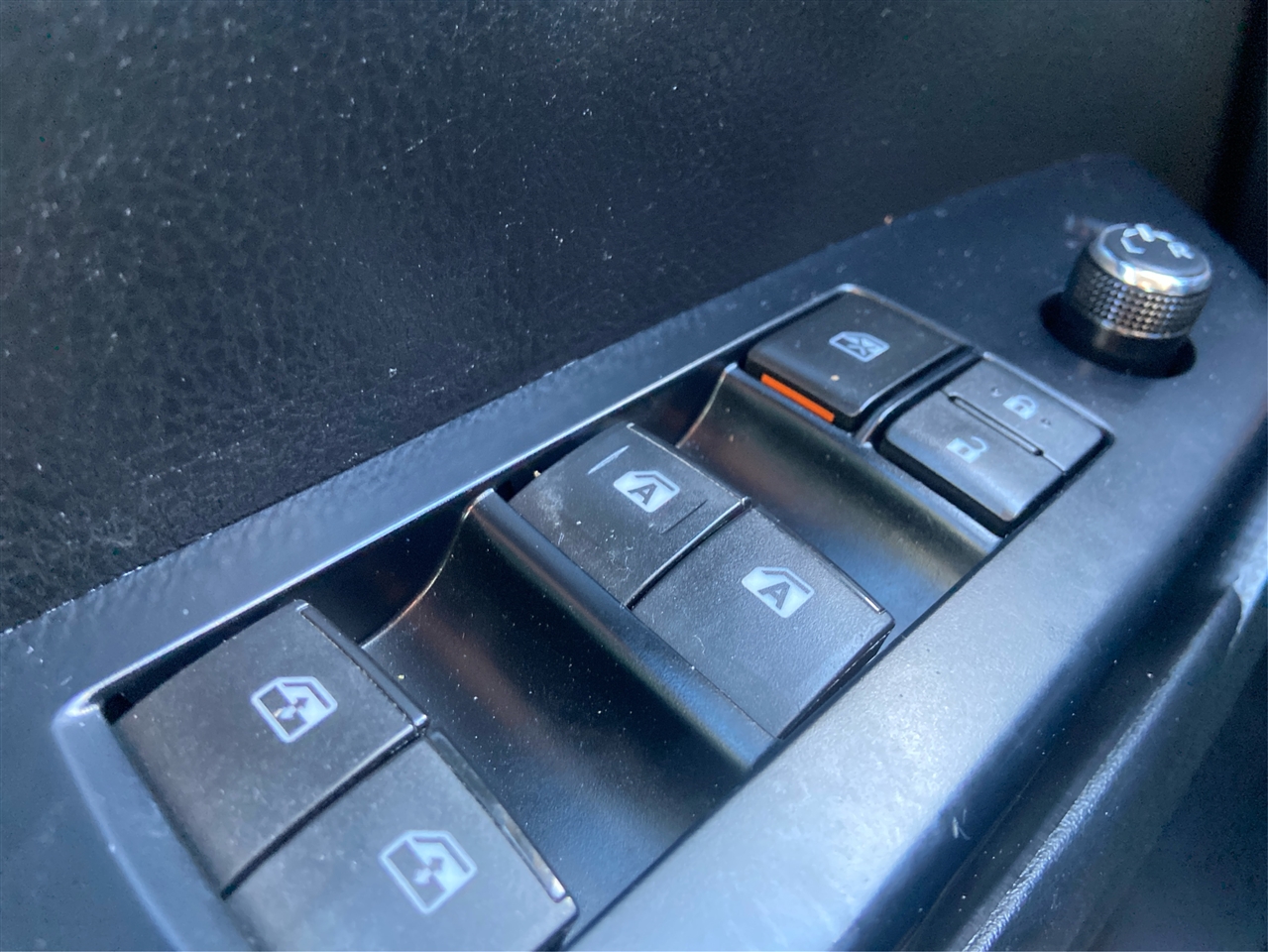 Toyota Highlander LE FWD V6 2015