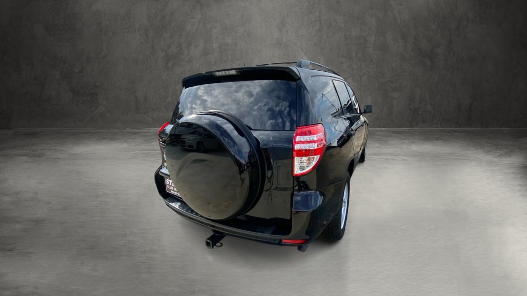 2011 Toyota RAV4 Base photo 4