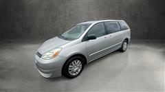2004 Toyota Sienna 