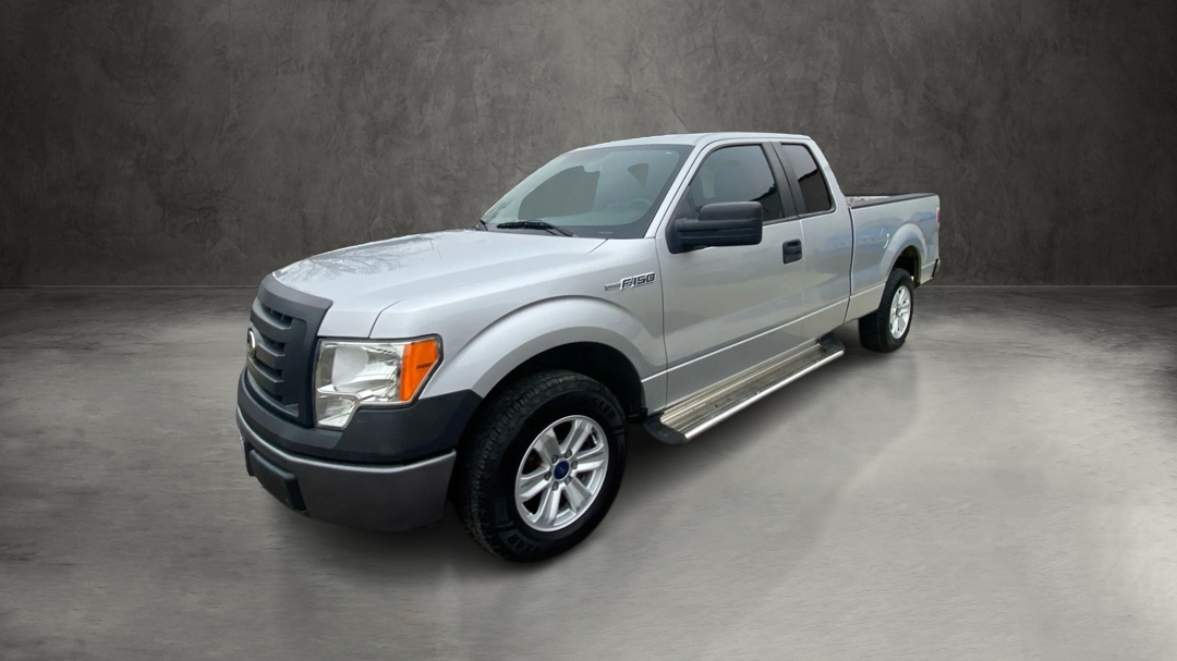 2012 Ford F-150 XL's photo