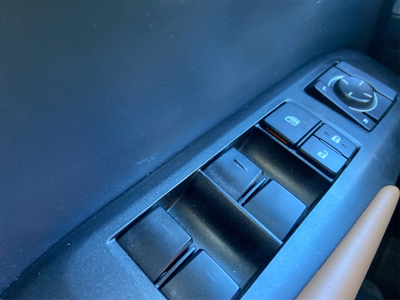 Lexus NX 200t FWD 2017