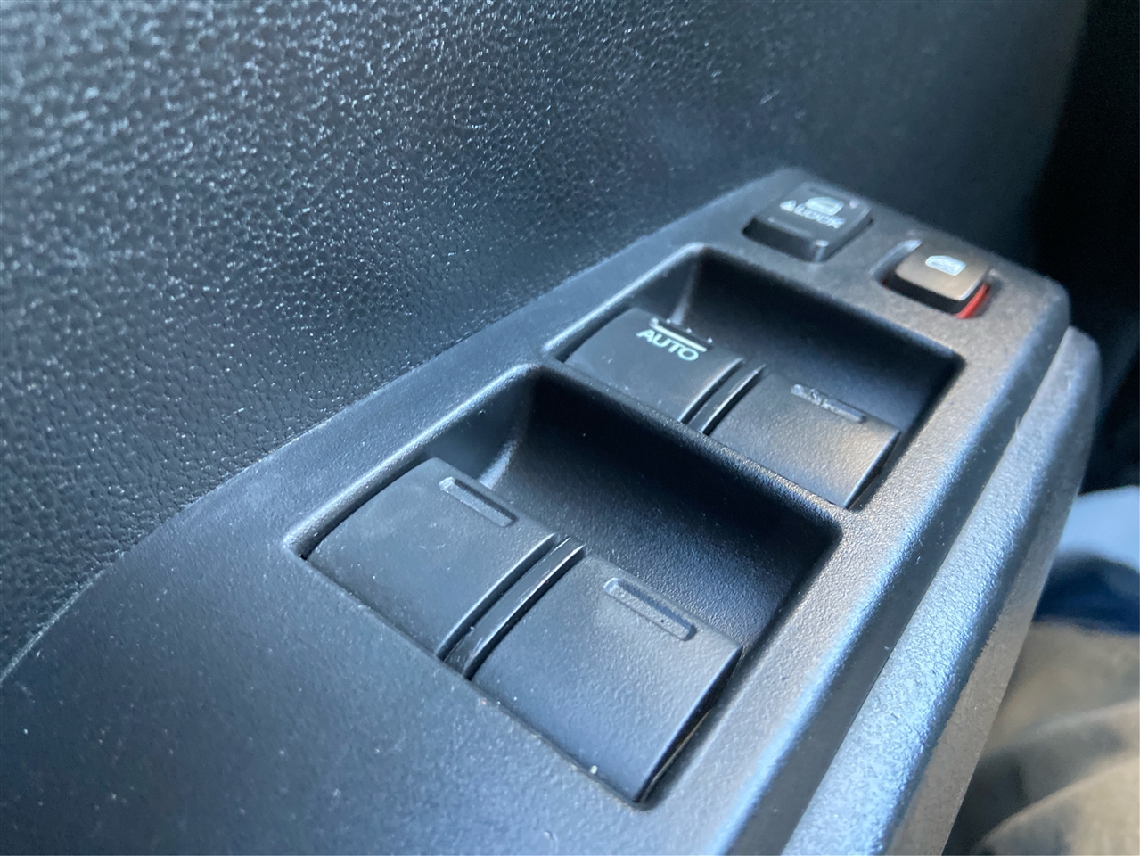 Honda Fit Sport 5-Speed AT 2012