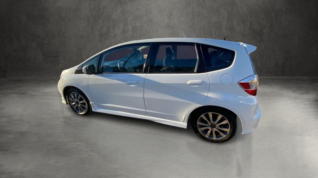 Honda Fit Sport 5-Speed AT 2012