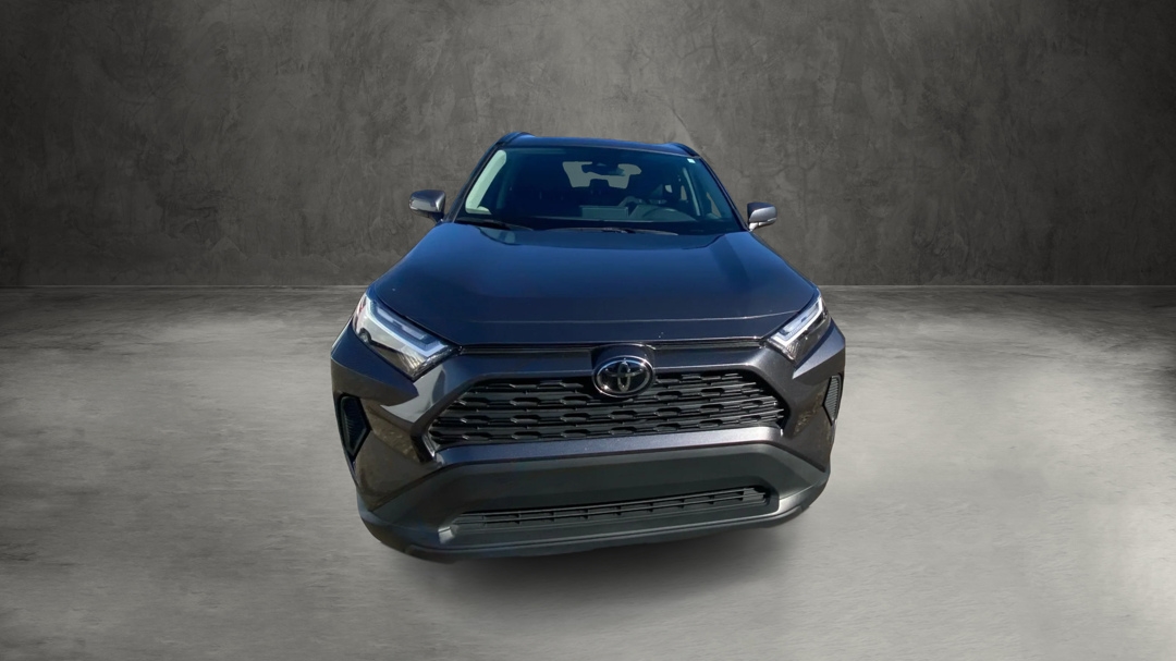 Toyota RAV4 XLE 2024