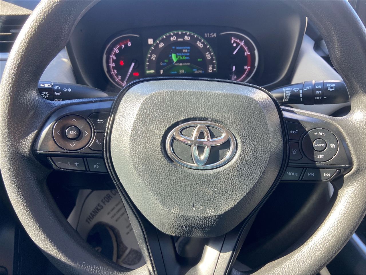 Toyota RAV4 XLE 2024