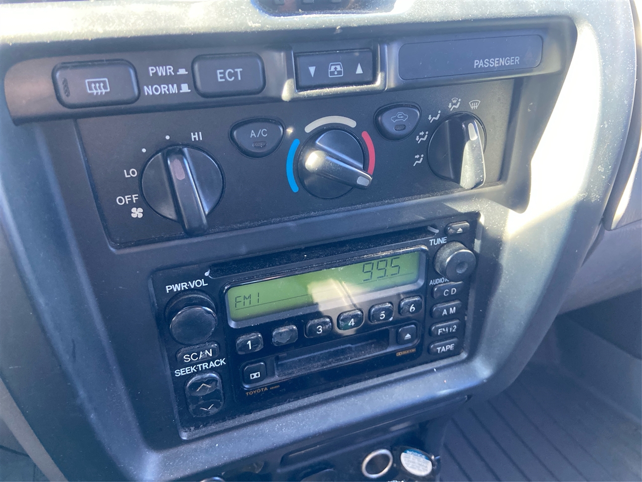 Toyota 4Runner SR5 2WD 2002