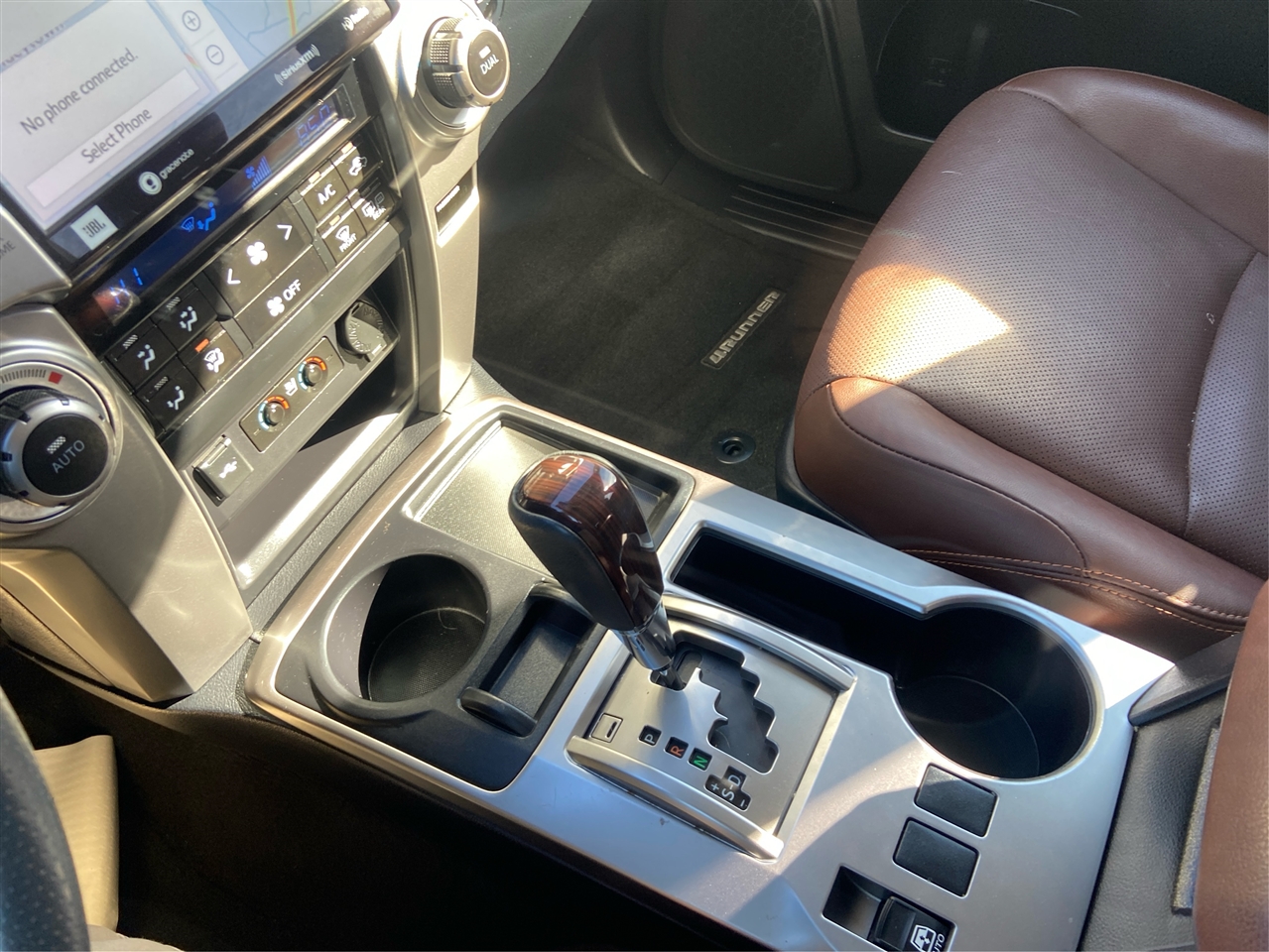 Toyota 4Runner Limited 2WD V6 2020