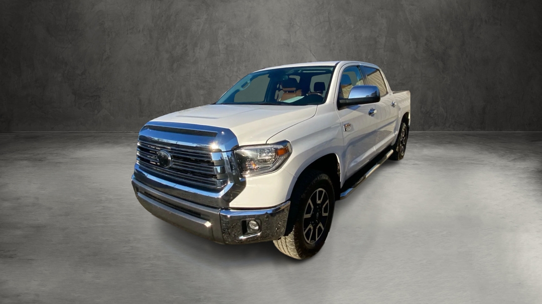 Toyota Tundra Platinum CrewMax 5.7L FFV 4WD 2018