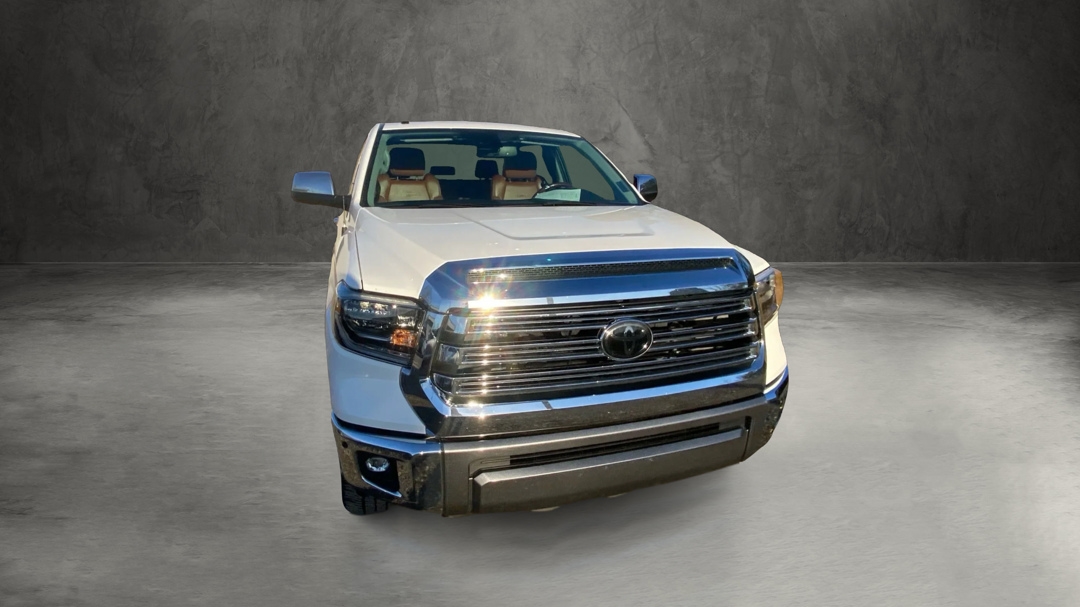 Toyota Tundra Platinum CrewMax 5.7L FFV 4WD 2018