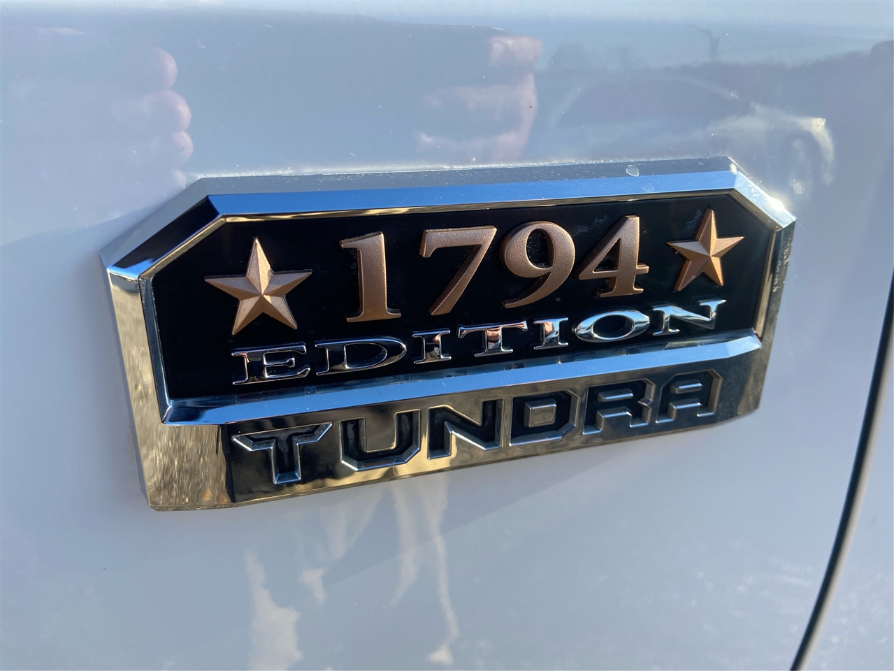 Toyota Tundra Platinum CrewMax 5.7L FFV 4WD 2018