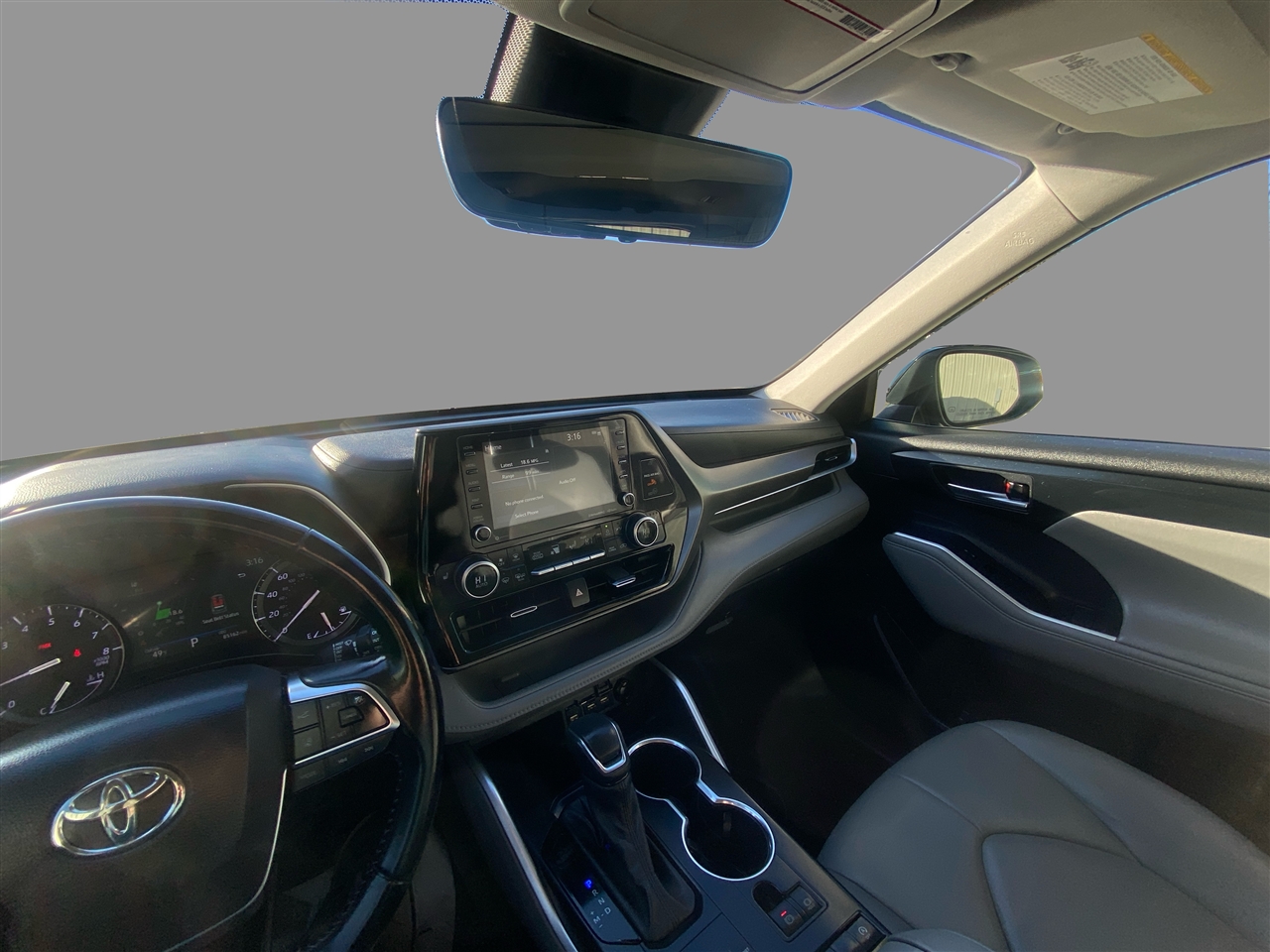 Toyota Highlander XLE FWD V6 2021