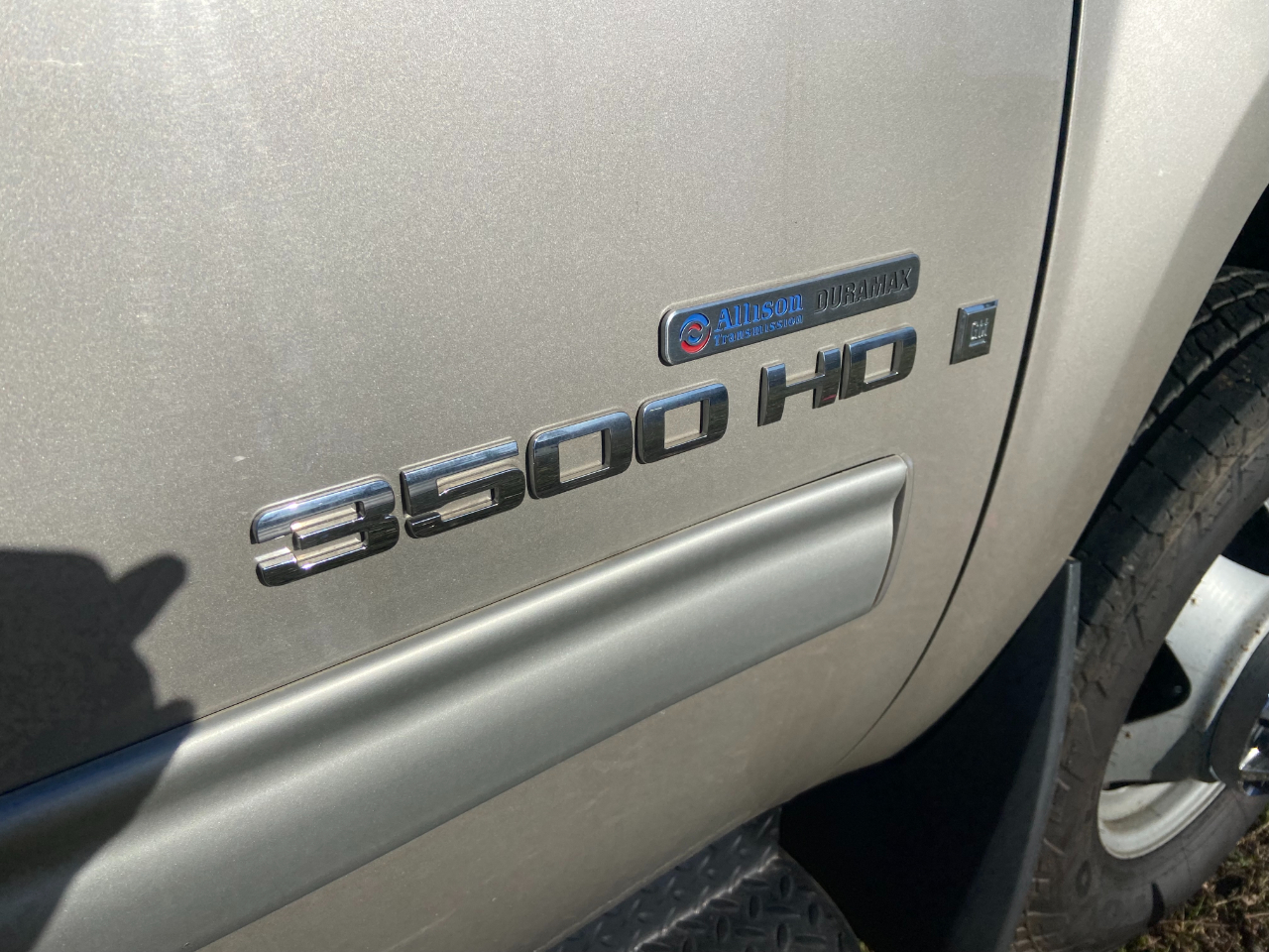 GMC Sierra 3500HD SLT Crew Cab DRW 4WD 2008