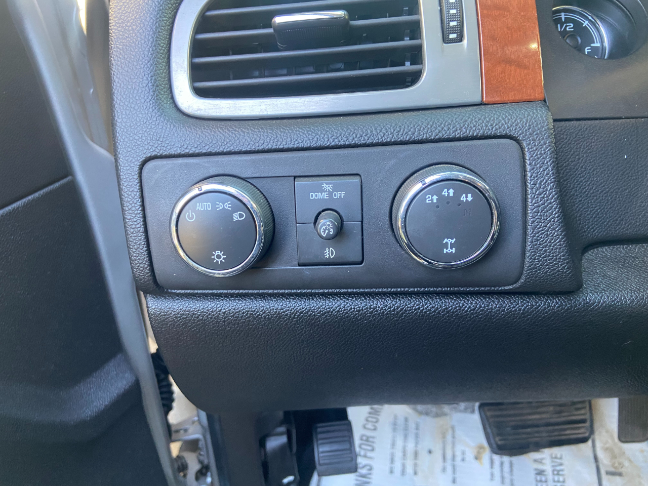 GMC Sierra 3500HD SLT Crew Cab DRW 4WD 2008