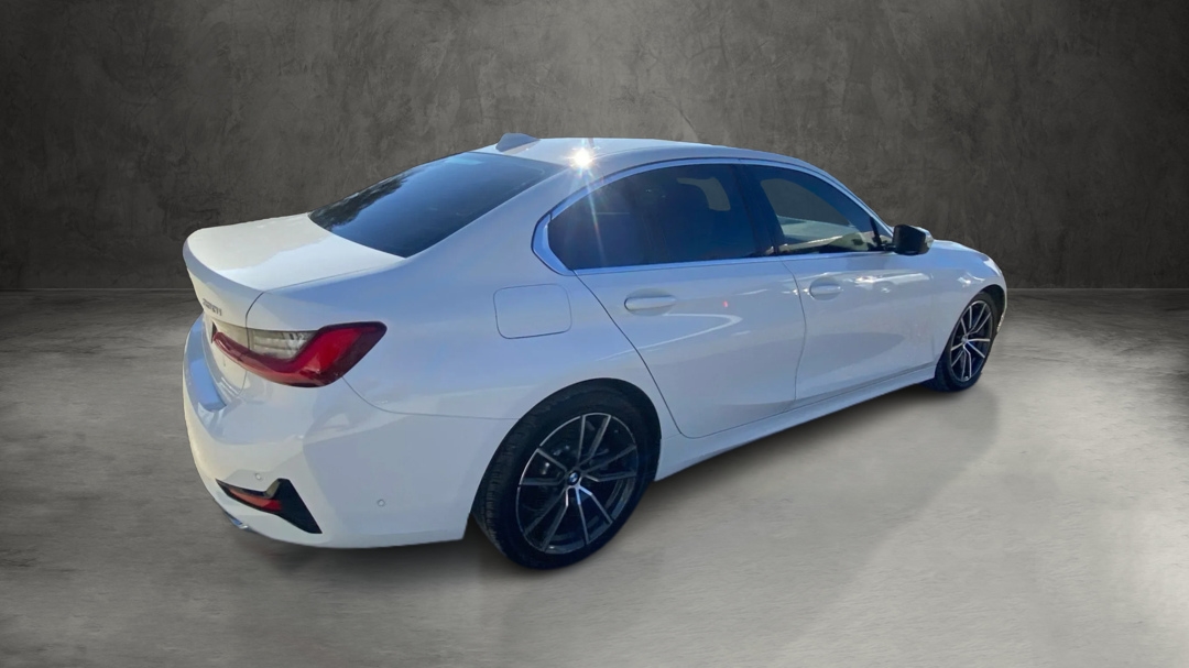 BMW 3-Series 330i 2019