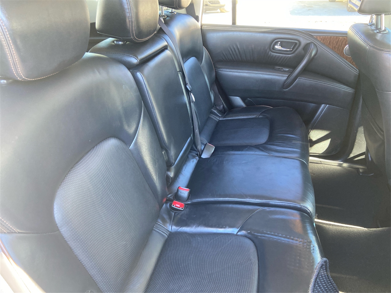 Nissan Armada SV 2WD 2017