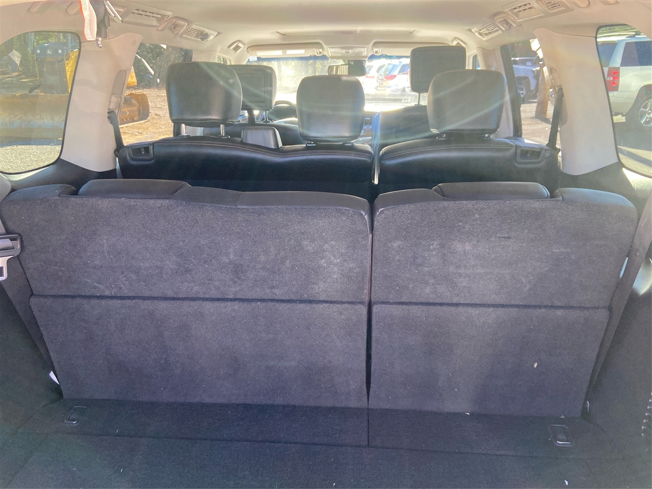 Nissan Armada SV 2WD 2017