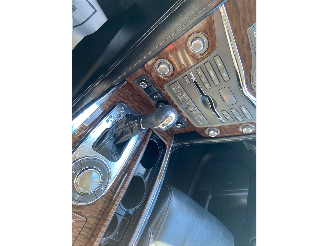 Nissan Armada SV 2WD 2017