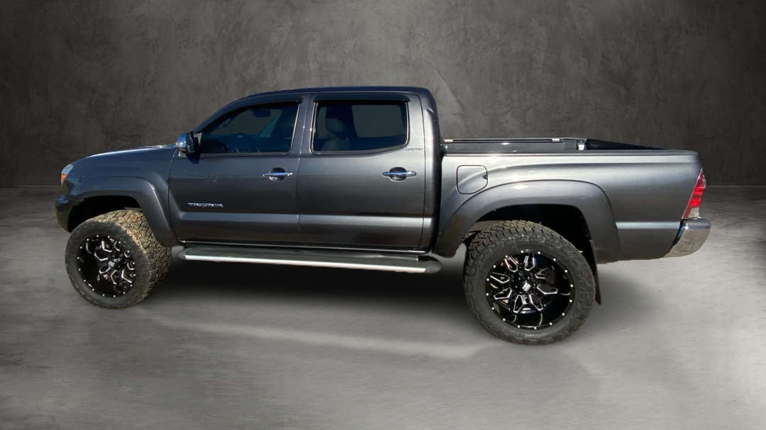 Toyota Tacoma PreRunner Double Cab V6 Auto 2WD 2013