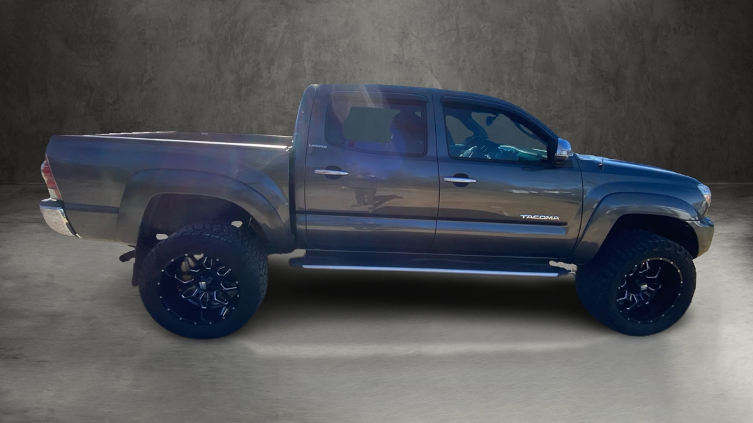 Toyota Tacoma PreRunner Double Cab V6 Auto 2WD 2013