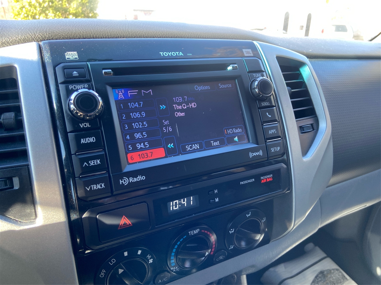 Toyota Tacoma PreRunner Double Cab V6 Auto 2WD 2013