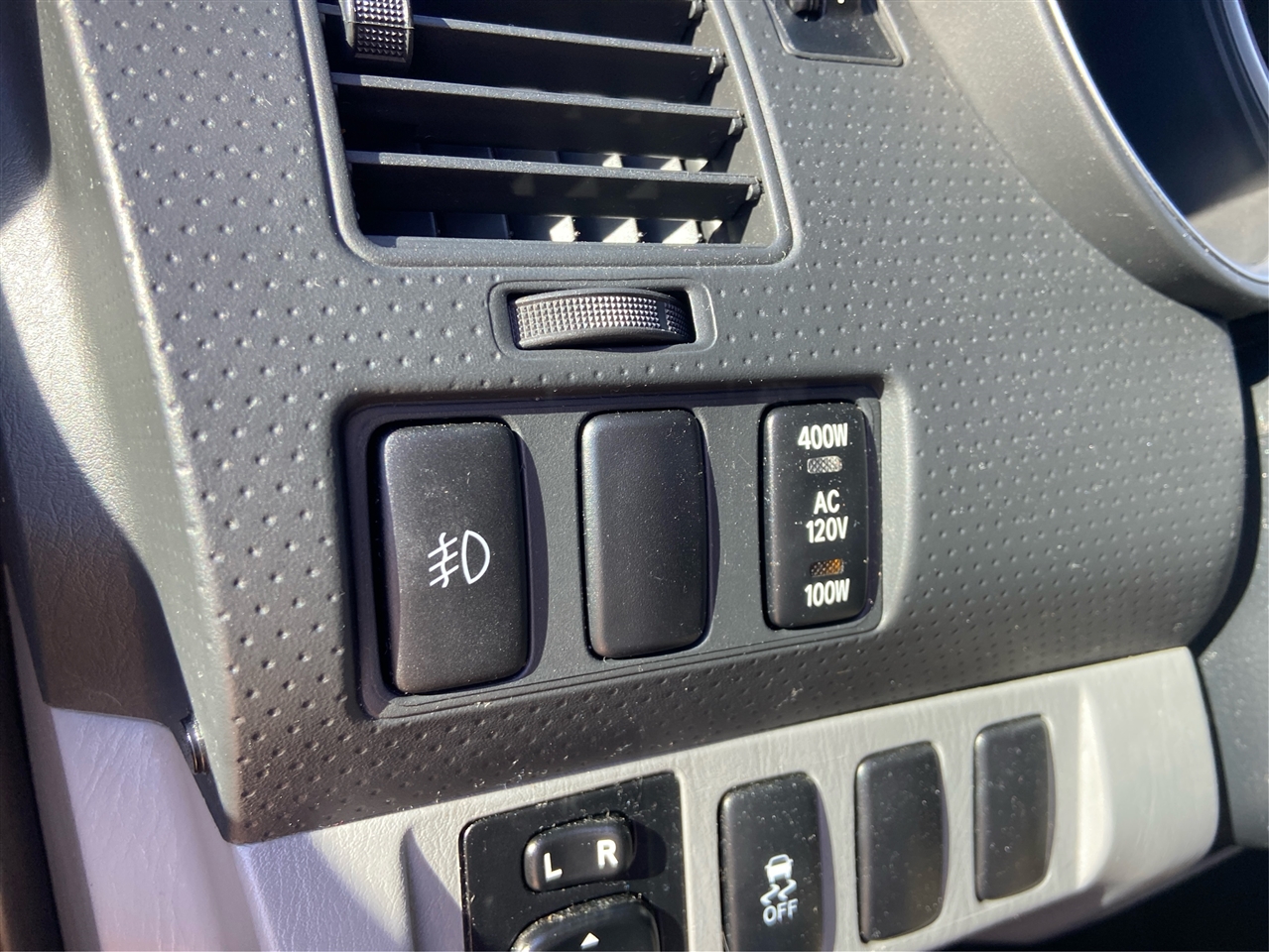 Toyota Tacoma PreRunner Double Cab V6 Auto 2WD 2013