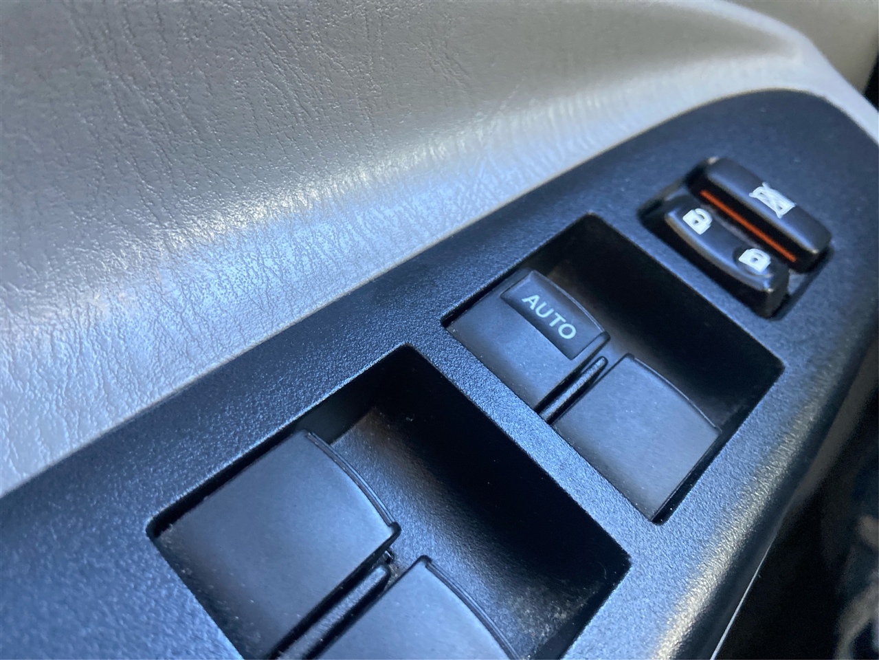 Toyota Tacoma PreRunner Double Cab V6 Auto 2WD 2013