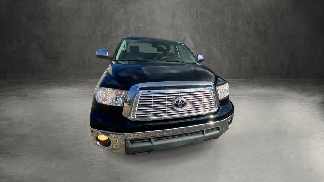 Toyota Tundra Limited 5.7L FFV CrewMax 4WD 2012