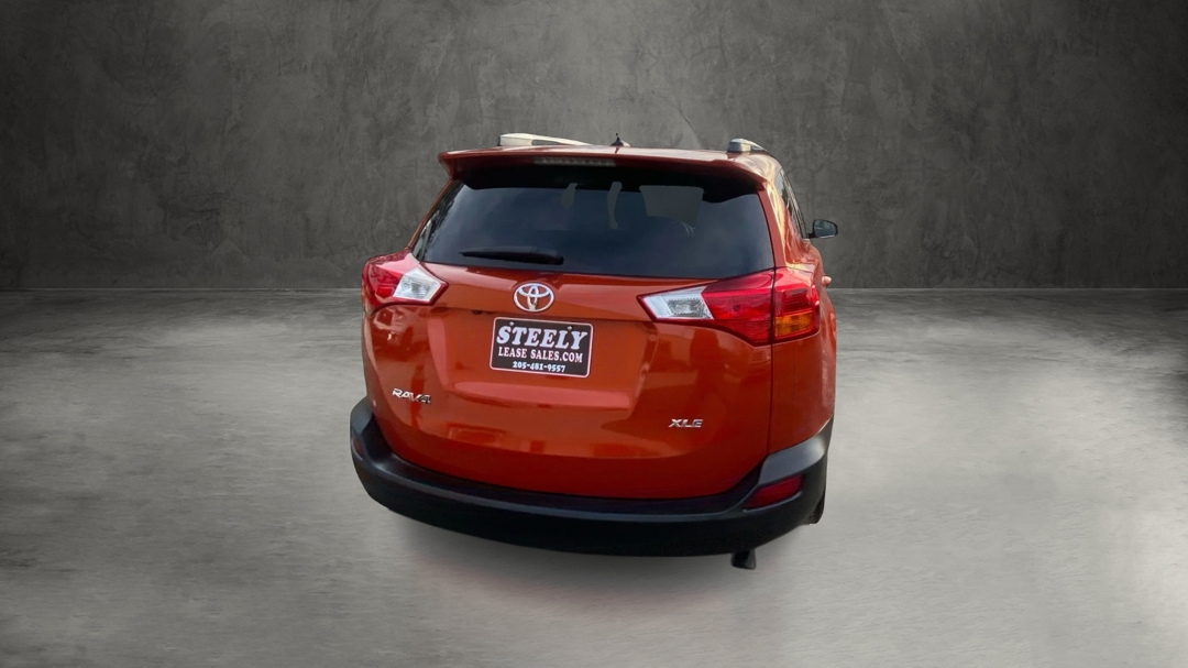 Toyota RAV4 XLE FWD 2015