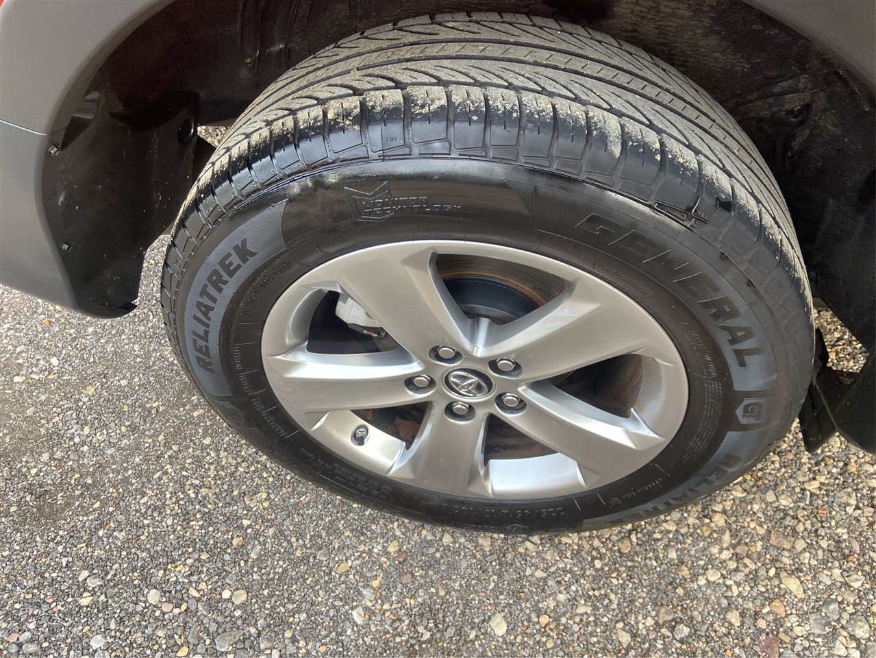 Toyota RAV4 XLE FWD 2015