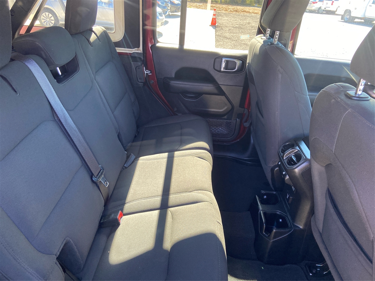 Jeep Wrangler Unlimited Sahara 2021