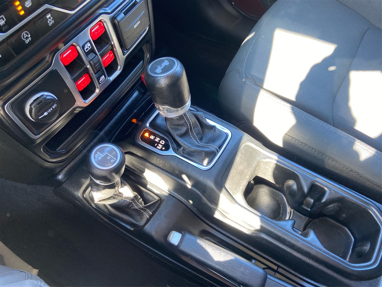 Jeep Wrangler Unlimited Sahara 2021