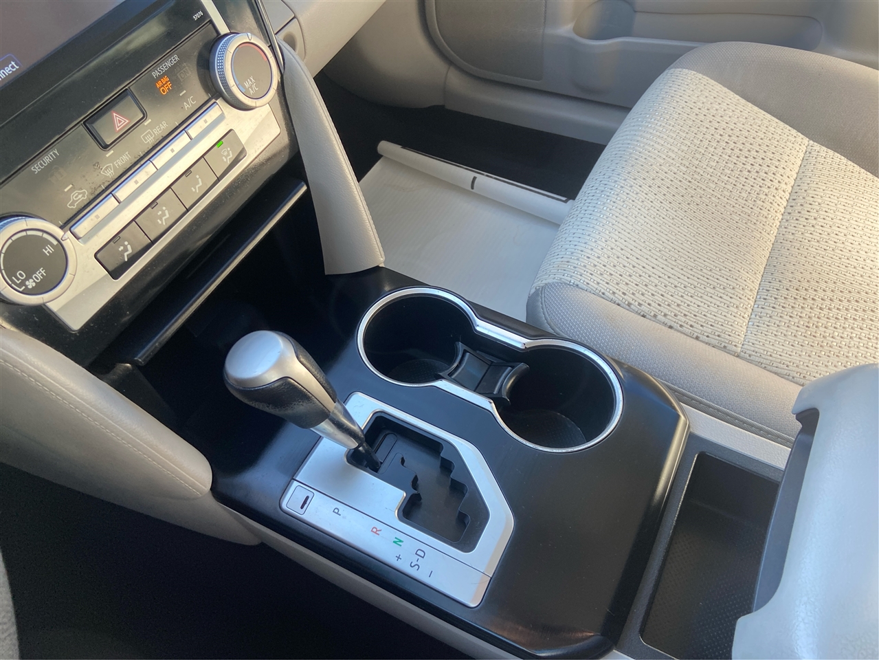 Toyota Camry LE 4D Sedan 2013