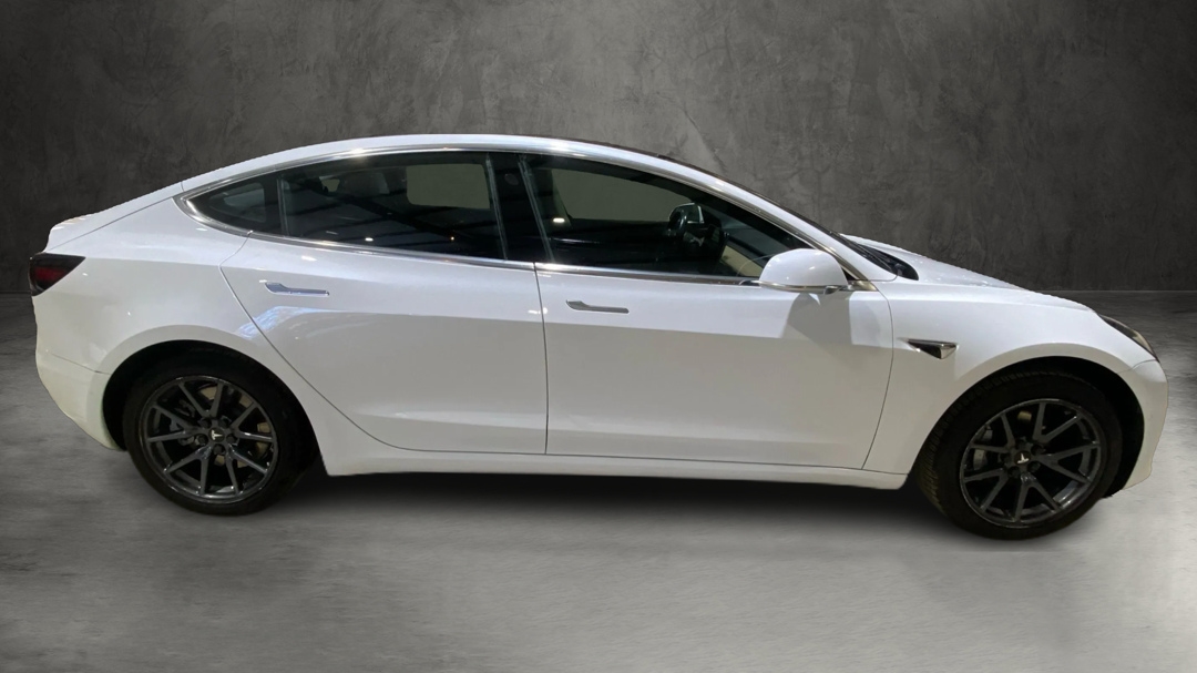 Tesla Model 3 Base 2018