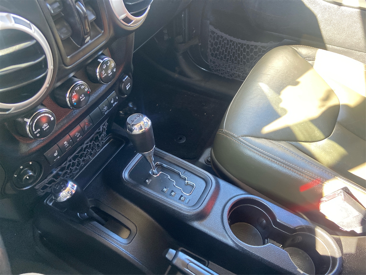 Jeep Wrangler Unlimited Sahara 4WD 2016