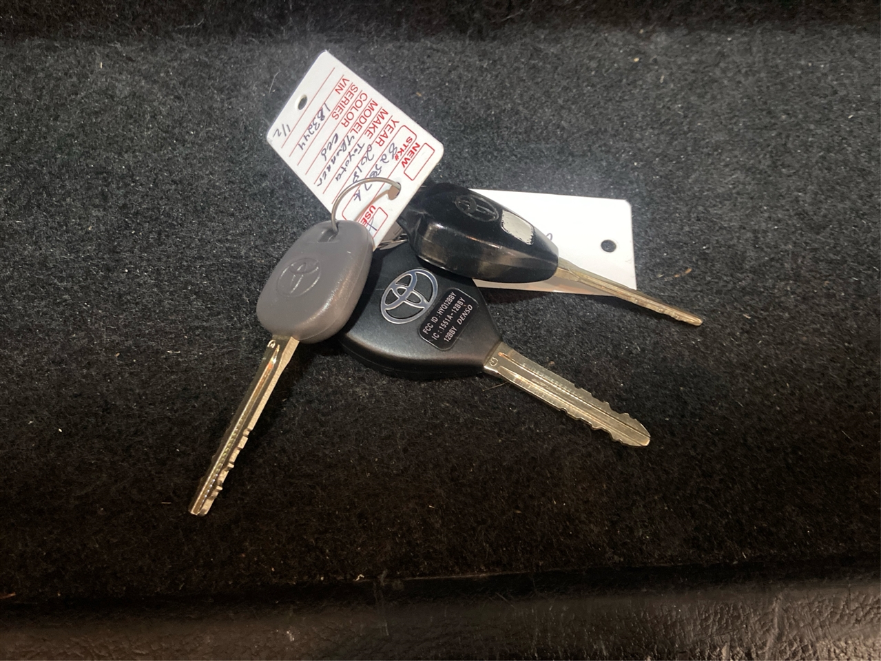 Toyota 4Runner SR5 2WD 2018