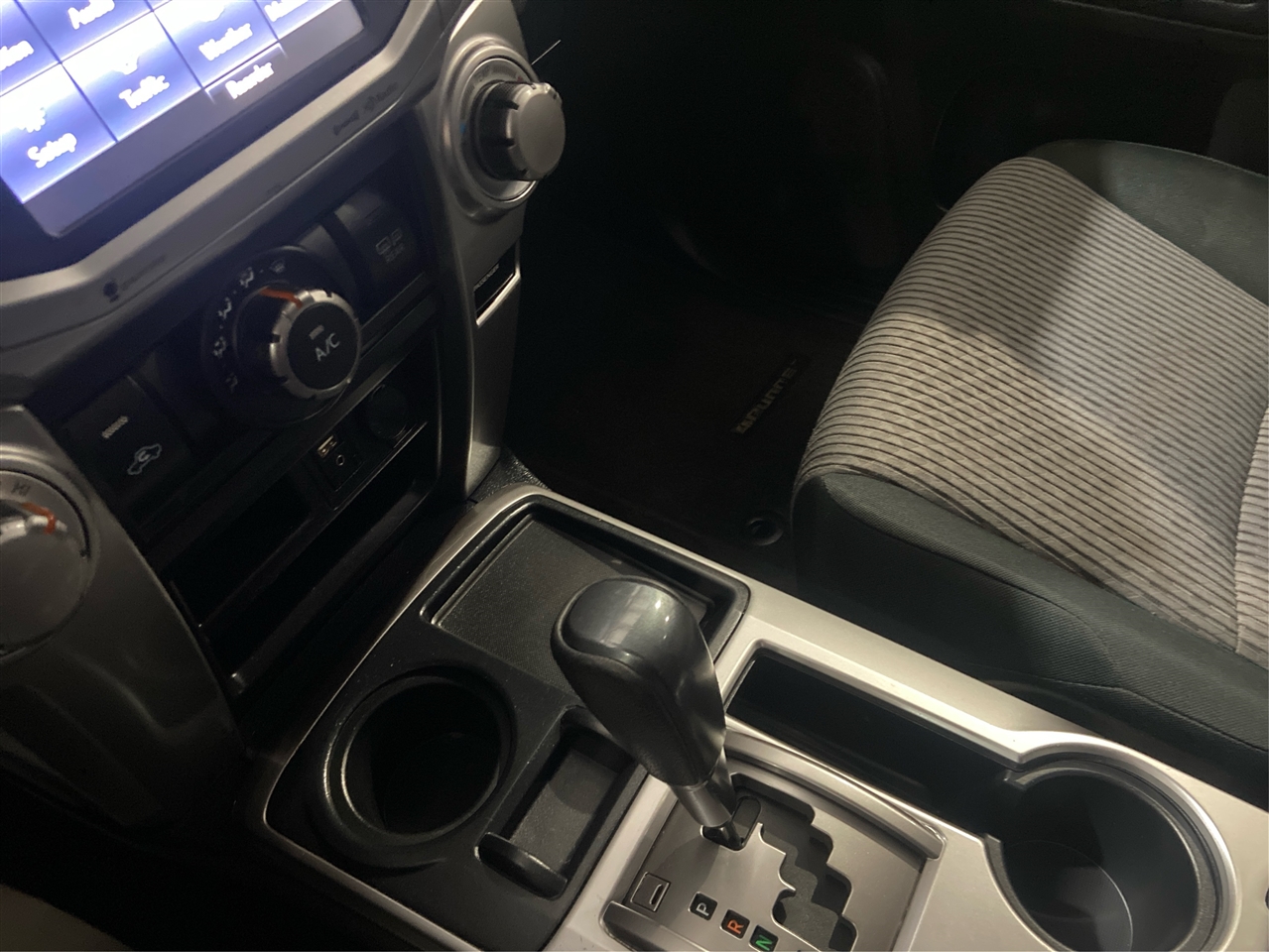 Toyota 4Runner SR5 2WD 2018