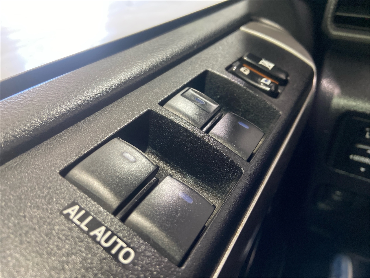 Toyota 4Runner SR5 2WD 2018