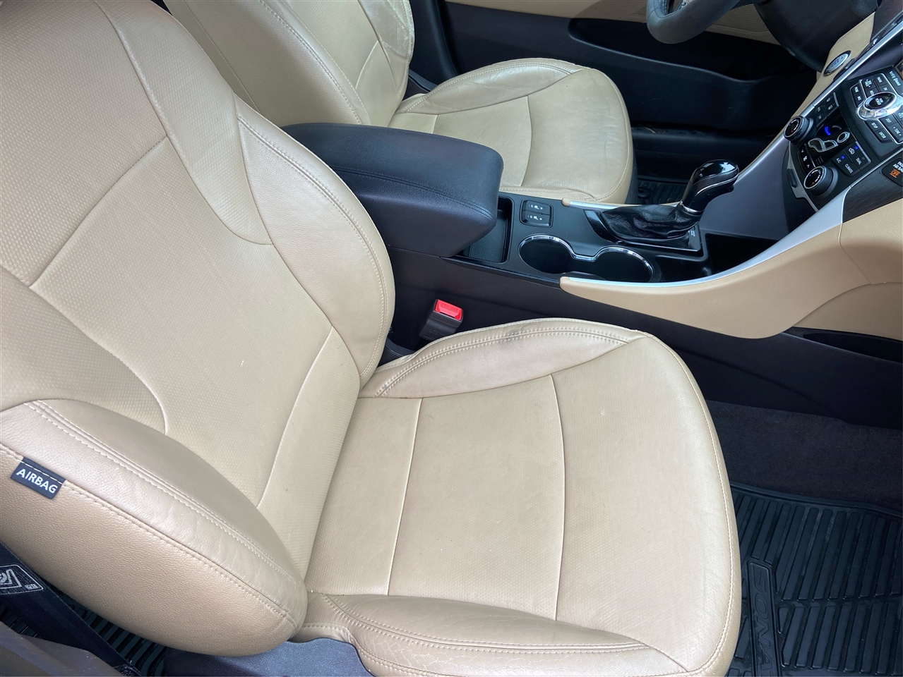 Hyundai Sonata SE Auto 2013