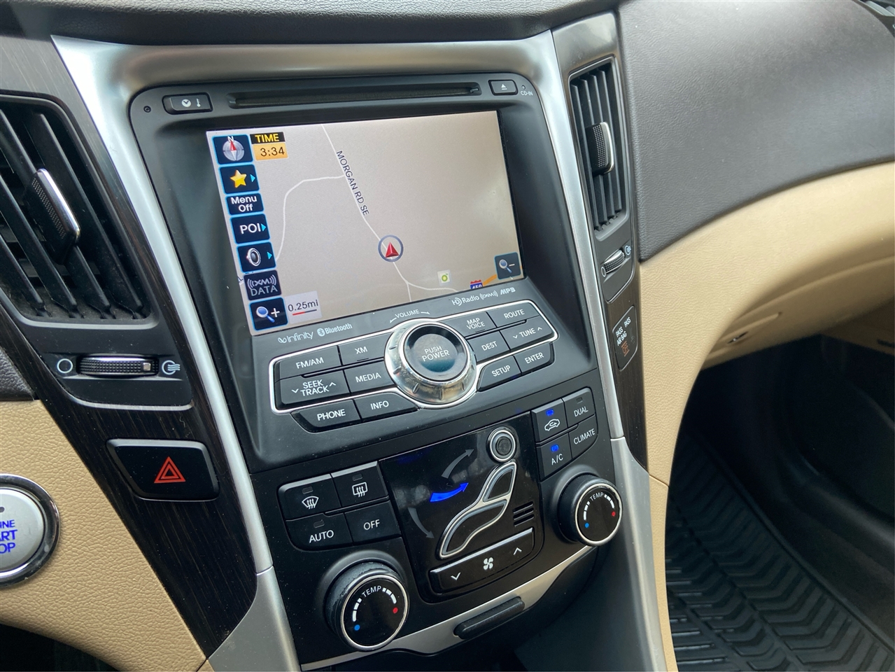 Hyundai Sonata SE Auto 2013